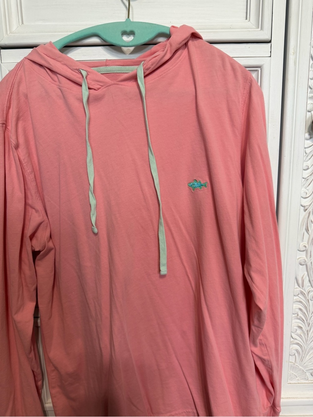 Saltwater Long Island pink long sleeve tee hoodie size medium